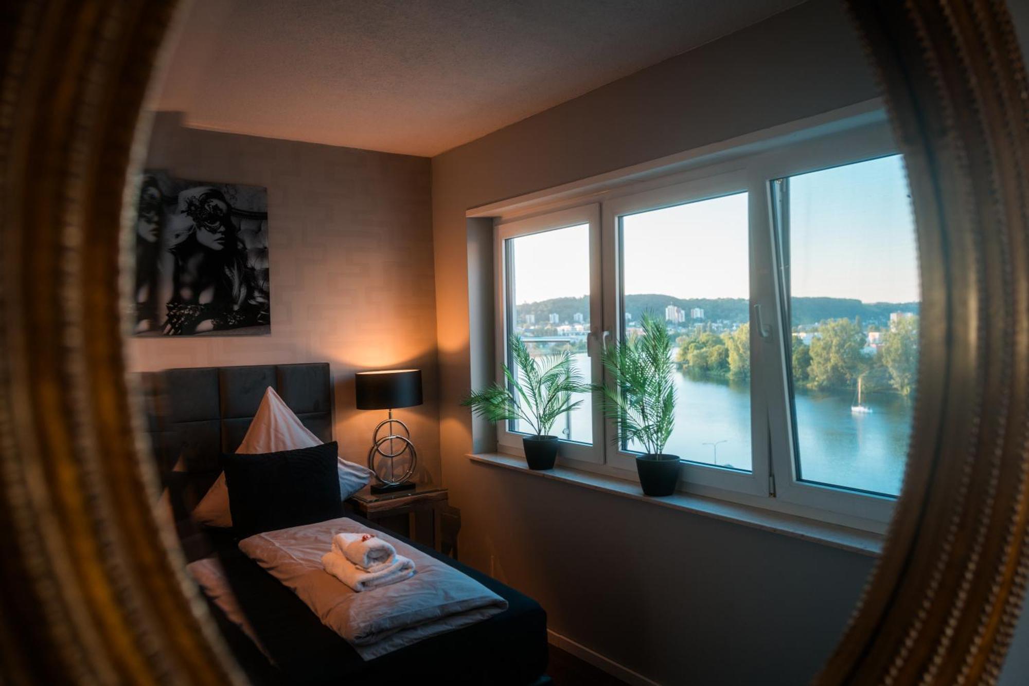 Penthouse Wohnung Mit Schoenem Moselblick In Metternich Koblencja Zewnętrze zdjęcie