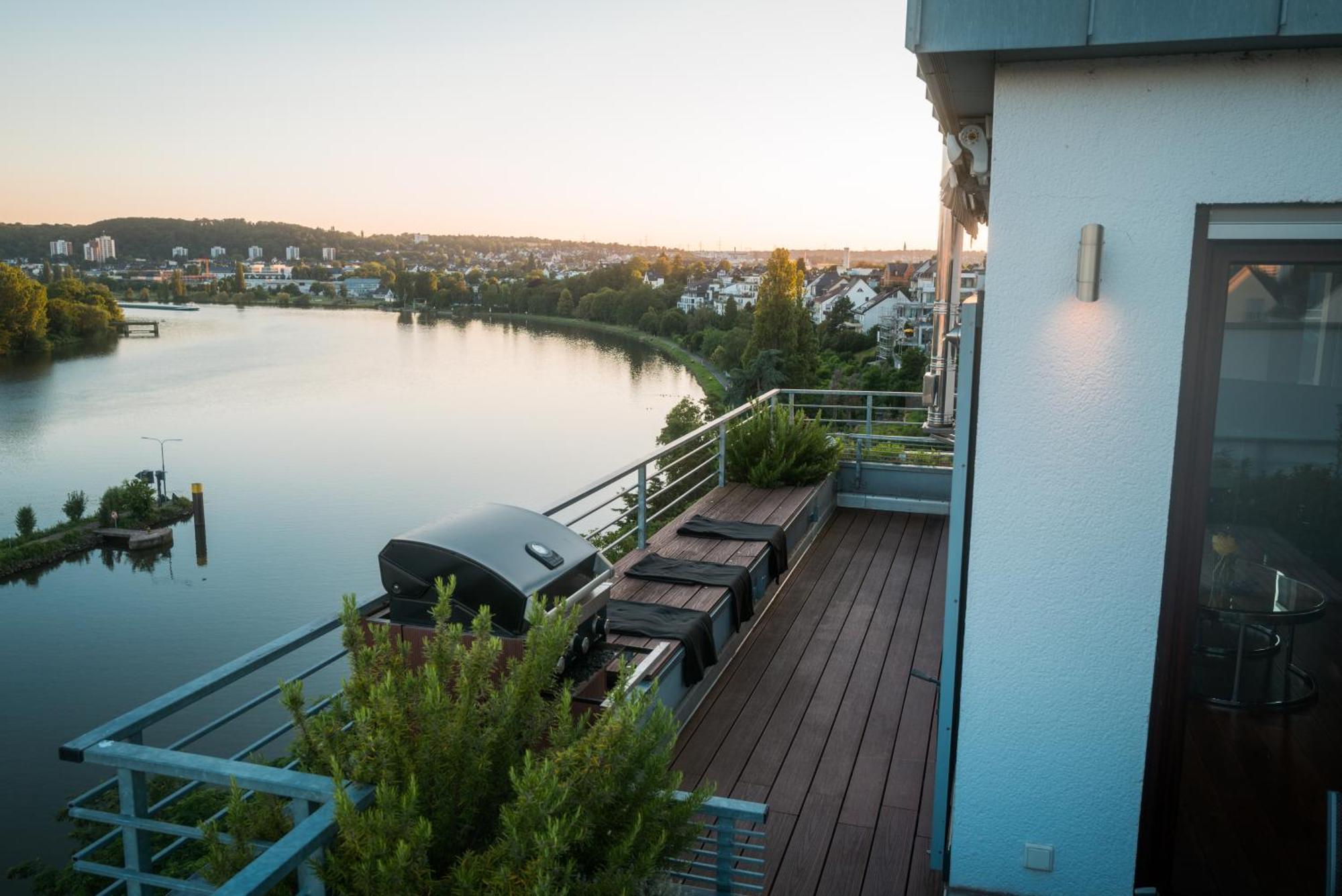 Penthouse Wohnung Mit Schoenem Moselblick In Metternich Koblencja Zewnętrze zdjęcie