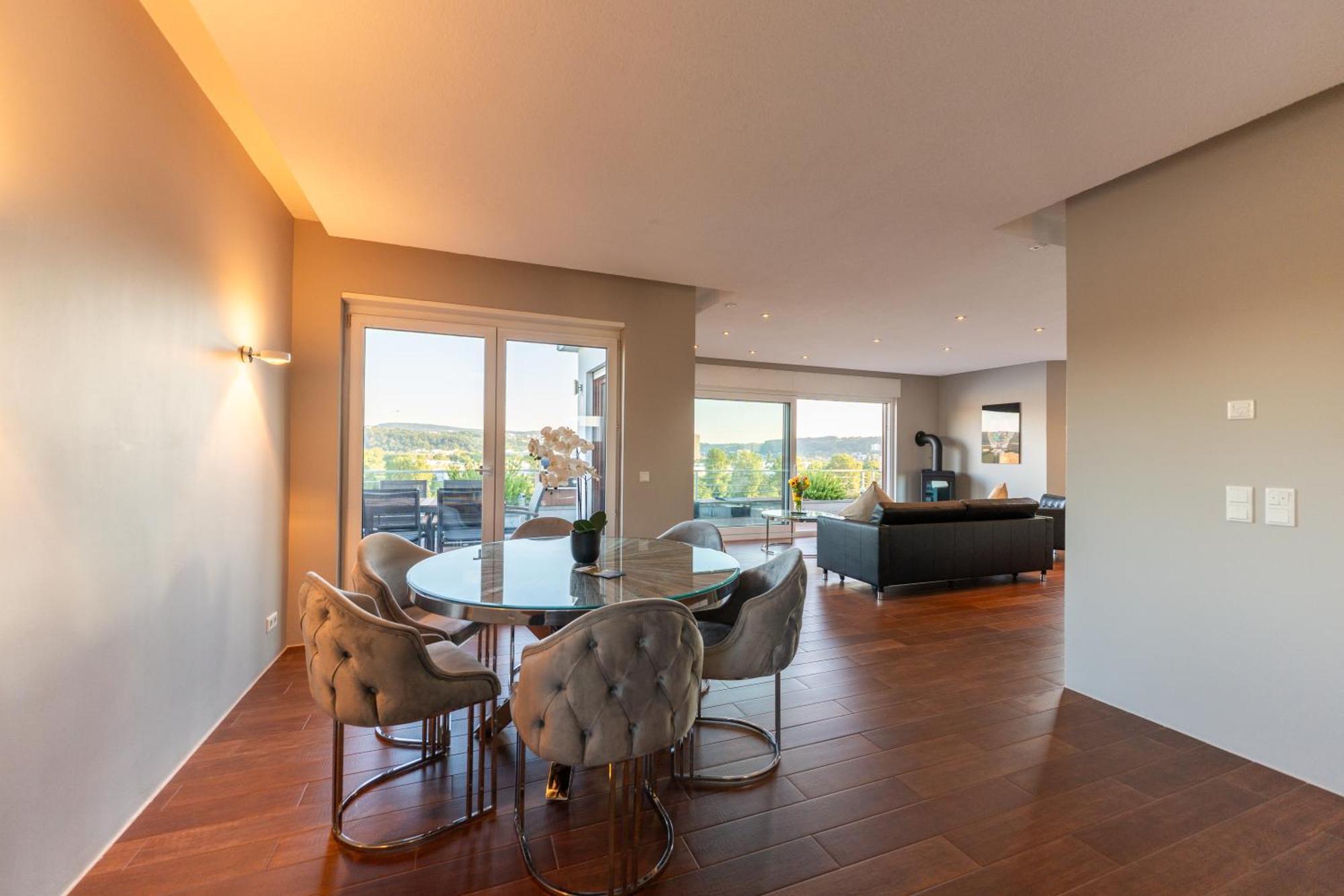 Penthouse Wohnung Mit Schoenem Moselblick In Metternich Koblencja Zewnętrze zdjęcie