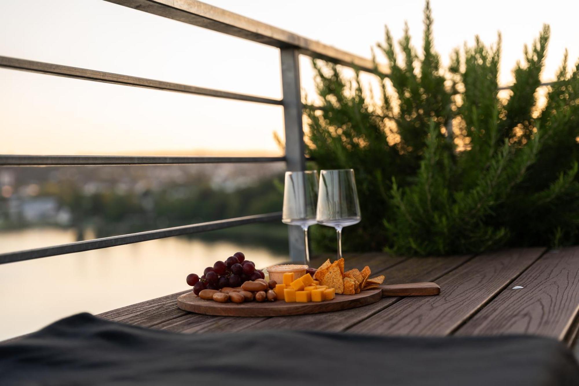 Penthouse Wohnung Mit Schoenem Moselblick In Metternich Koblencja Zewnętrze zdjęcie