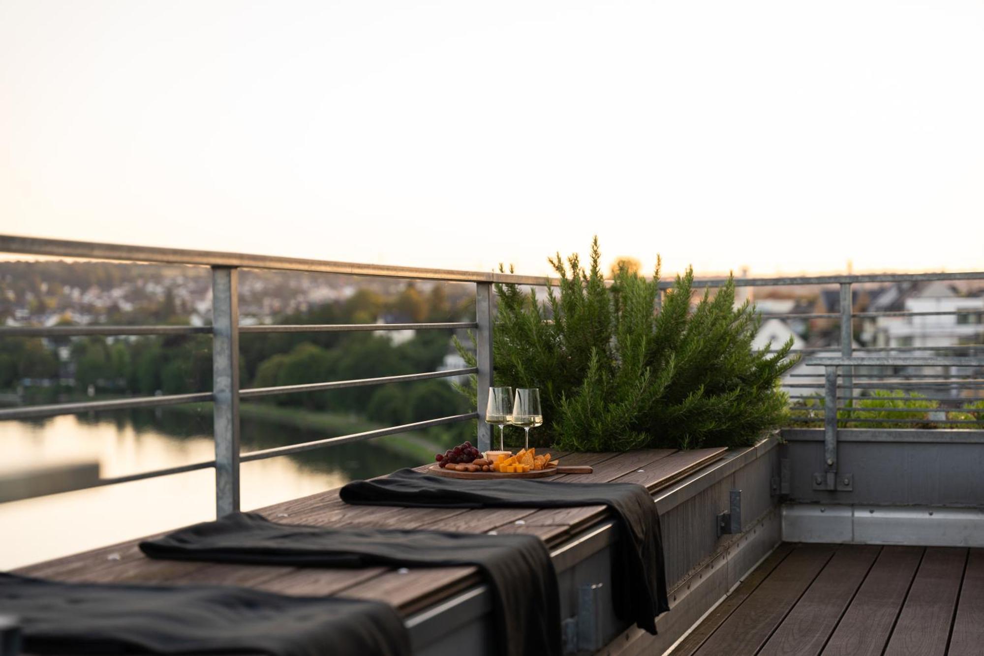 Penthouse Wohnung Mit Schoenem Moselblick In Metternich Koblencja Zewnętrze zdjęcie